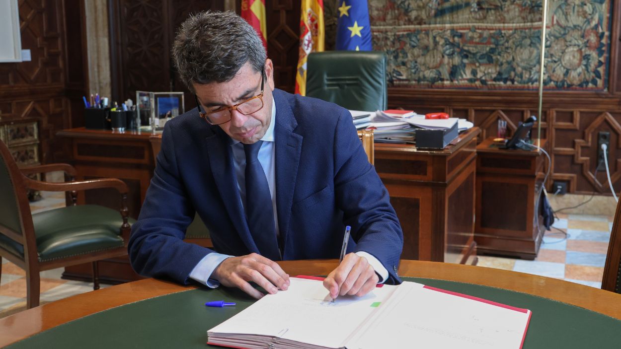 Vox salva a Mazón: el PP cierra un acuerdo con sus socios para aprobar ...