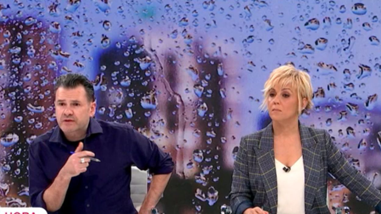 Iñaki López y Cristina Pardo en 'Más Vale Tarde'. EP.