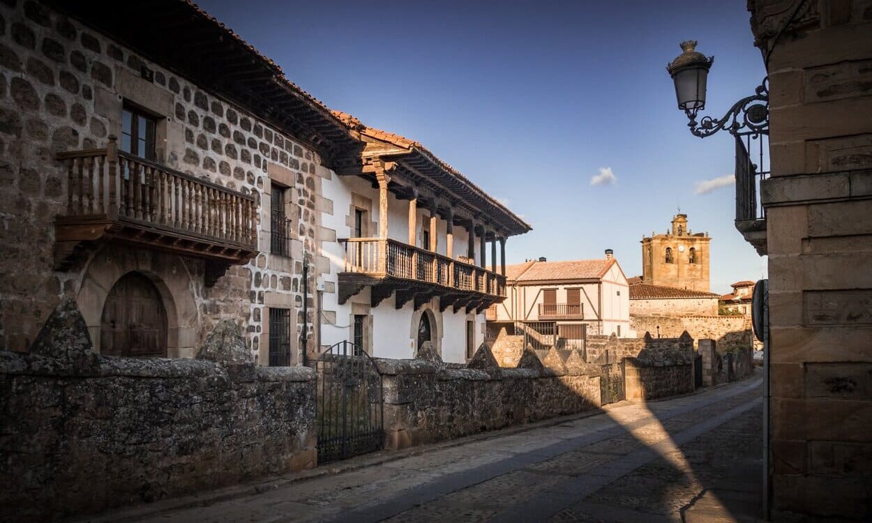 Calle Luenga de Vinuesa (Foto: Ayuntamiento de Vinuesa)