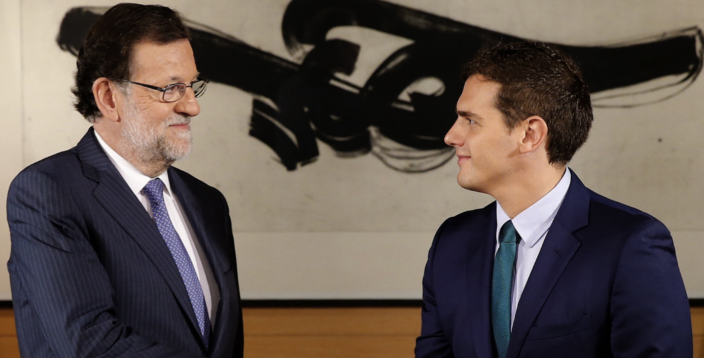 Rajoy y Rivera han comenzado a gustarse más..., el segundo ya no pide que el primero se vaya. EFE