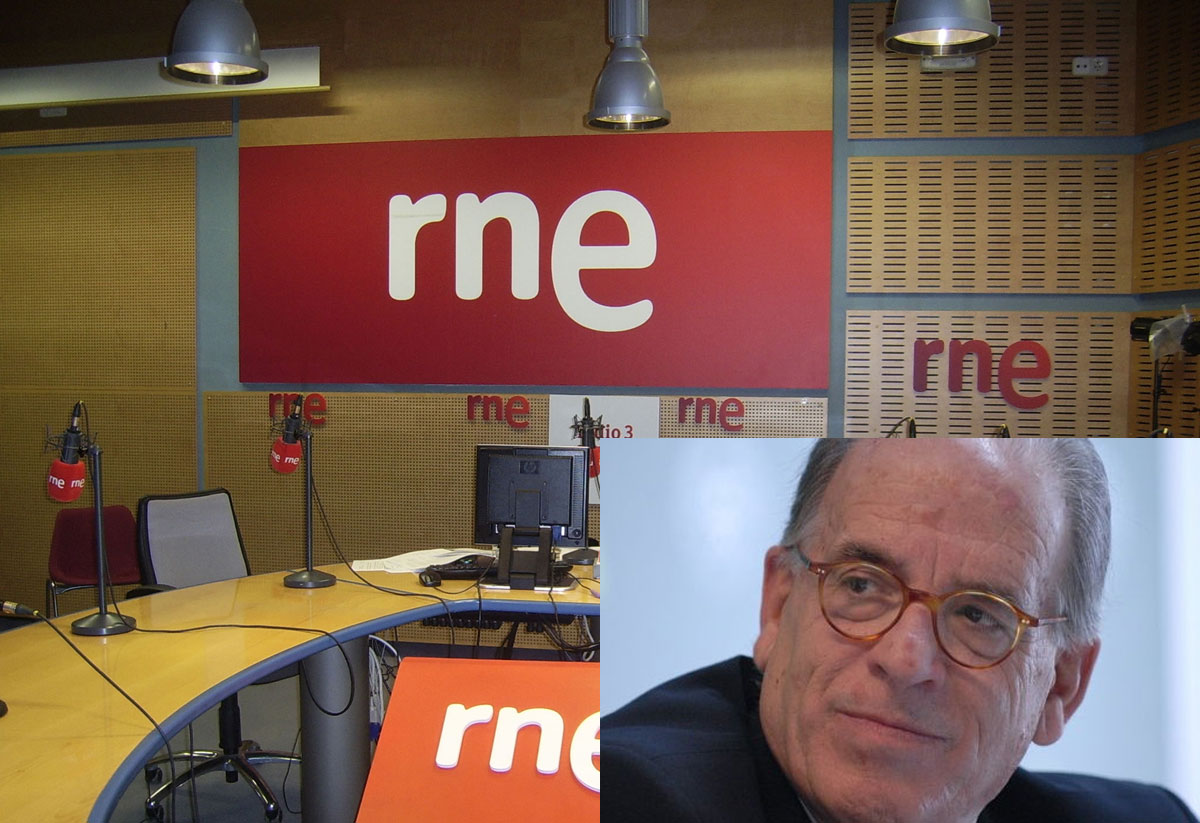 El periodista Miguel Ángel Gozalo y el estudio de RNE