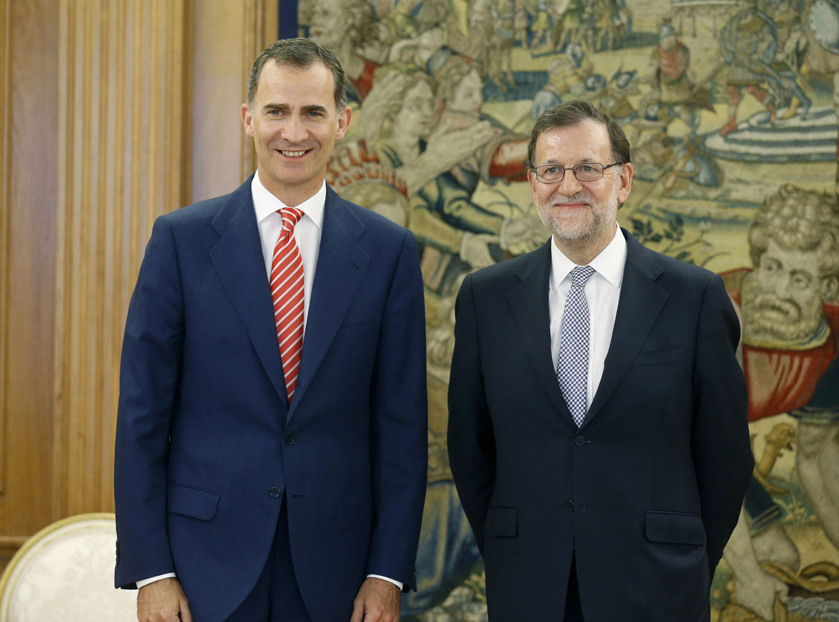 El rey Felipe VI recibe al presidente en funciones, Mariano Rajoy