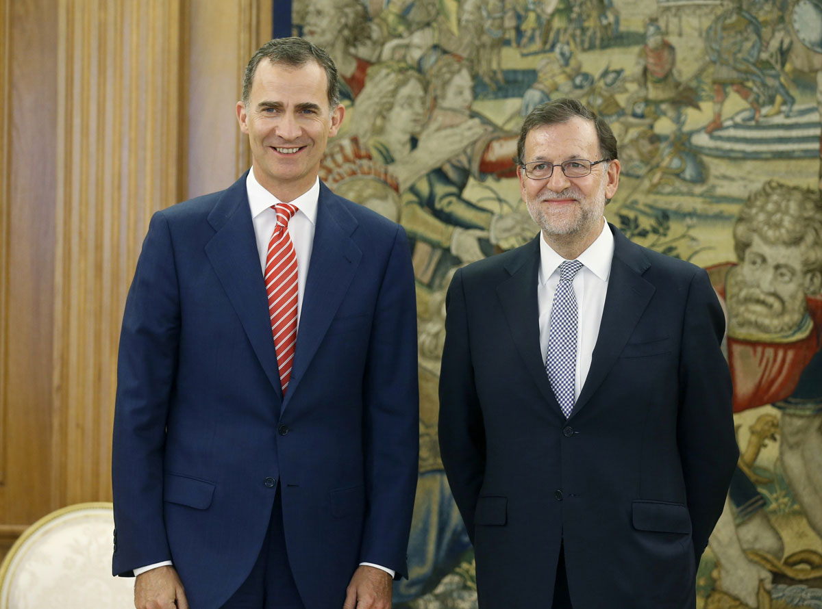 El rey Felipe VI recibe al presidente en funciones, Mariano Rajoy