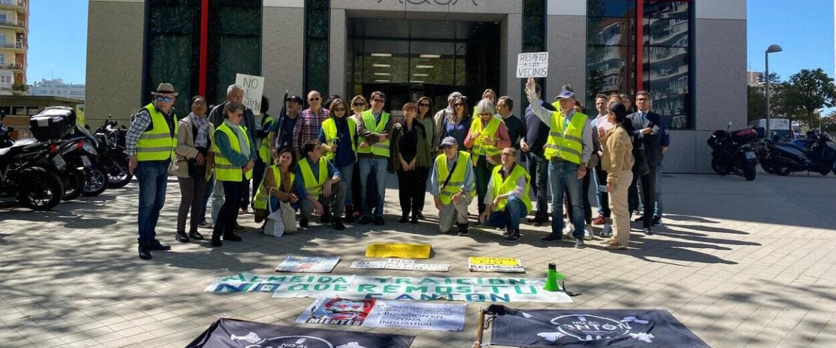 Los vecinos de Montecarmelo se concentran este sábado contra el Ayuntamiento de Almeida por el cantón