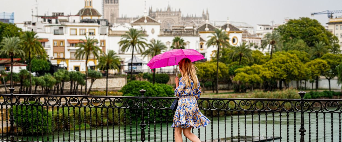 La DANA Alice pone en alerta roja a Alicante y Murcia: lluvias torrenciales de hasta 180 litros por metro cuadrado