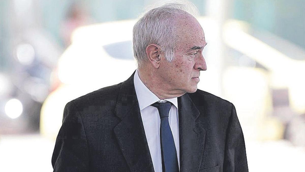 Peinado exige a la Complutense explicaciones sobre quién contrató a la excoordinadora del máster de Begoña Gómez. EP.
