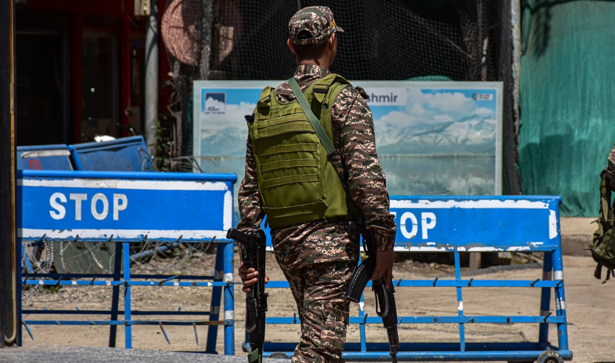 La India lanza misiles contra Pakistán. EP