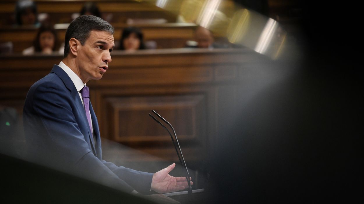 Sánchez da la puntilla a las nucleares tras el apagón Que paguen las energéticas su prórroga y no la clase trabajadora. EP.