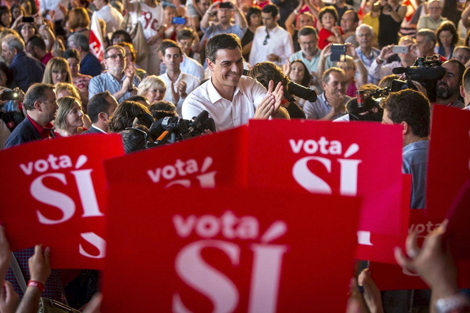 Pedro Sánchez en un acto de campaña en junio celebrado en Zaragoza. 