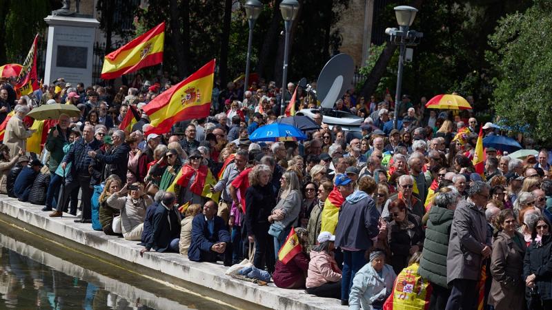 Las redes no han tardado en comentar el 'pinchazo' de la convocatoria de Colón contra Pedro Sánchez