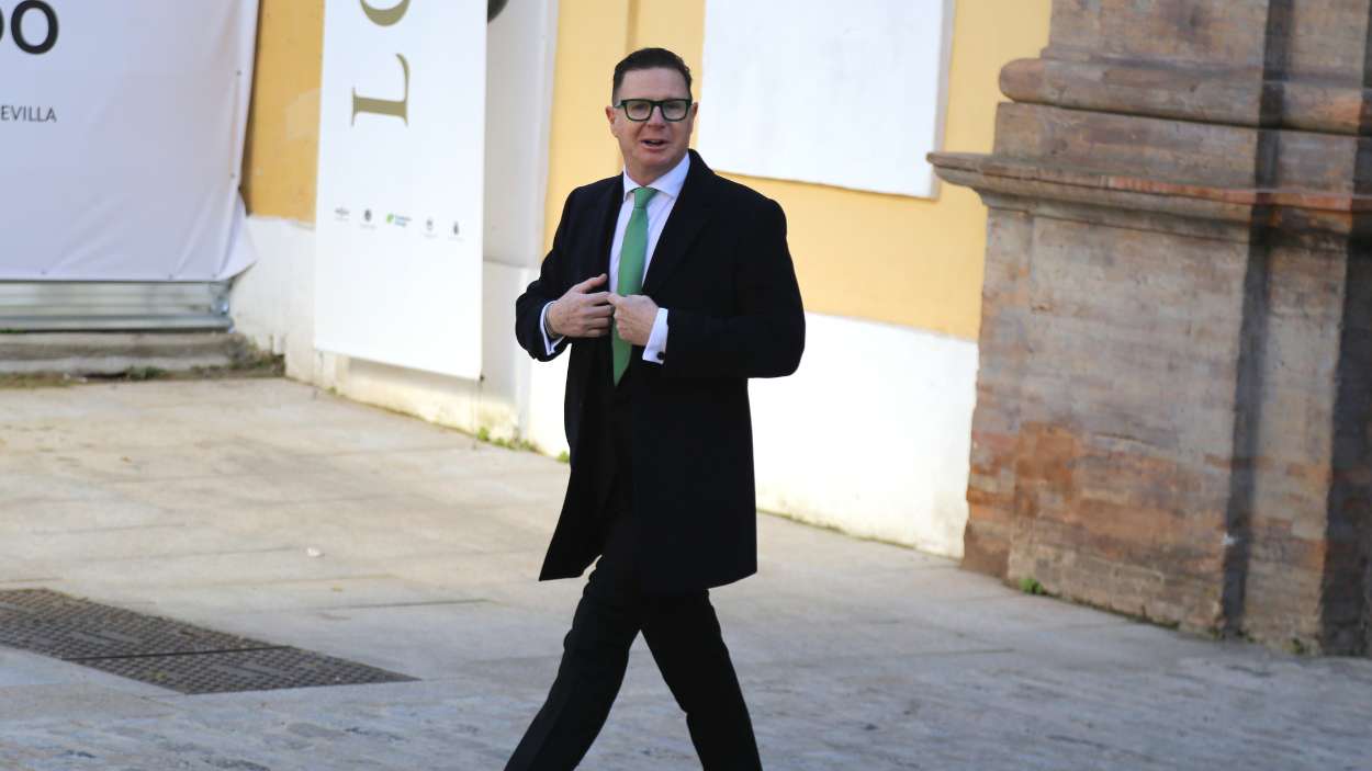 Jorge Cadaval a la salida del acto de entrega de las Medallas de Oro al Mérito en las Bellas Artes 2023. E.P 