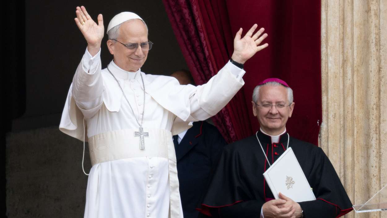 El Papa León XIV en su primer "Regina Coeli". E.P