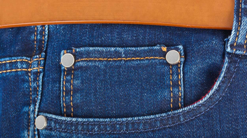 Descubre para qué sirven los remaches de metal de los pantalones vaqueros Descubre para qué sirven los remaches de metal de los pantalones vaqueros