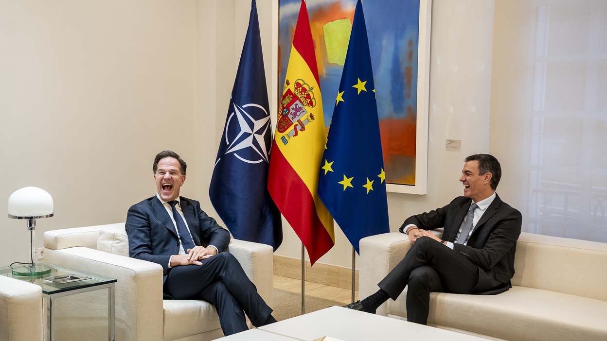 La OTAN aprieta y eleva al 5% el compromiso de gasto en Defensa. EP.