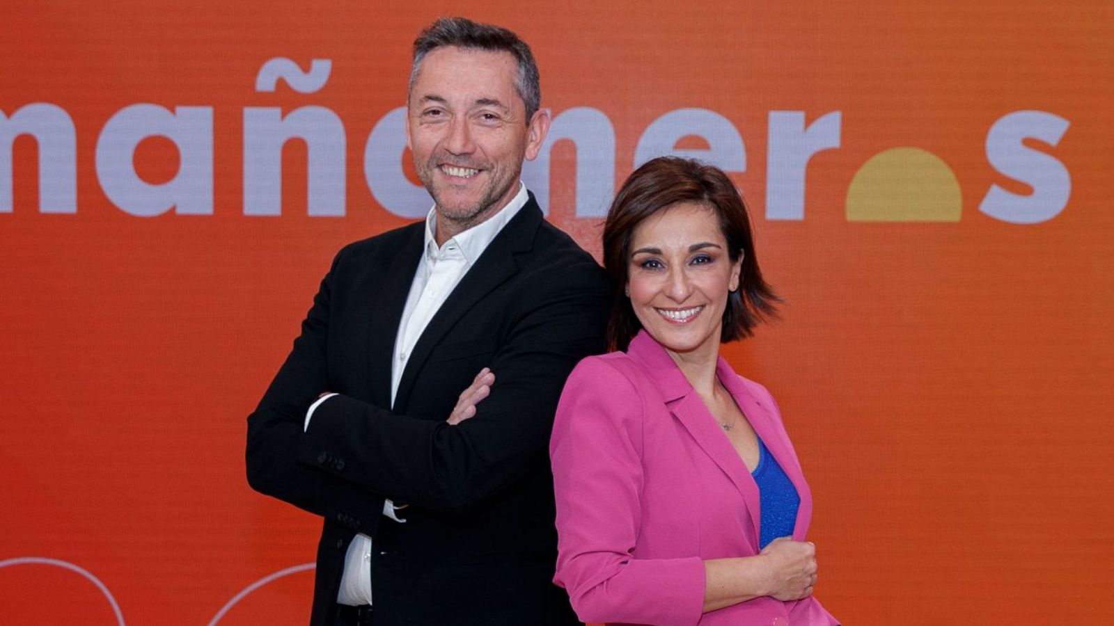 Javier Ruiz y Adela González, presentadores de 'Mañaneros 360'. RTVE