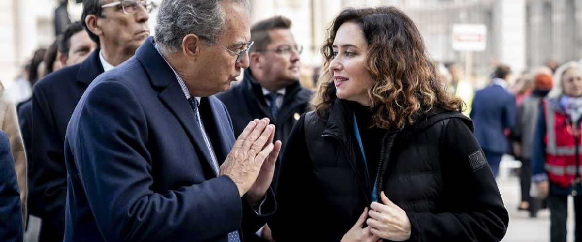 Ayuso impone la ley del silencio vetando preguntas sobre el aborto en la Mesa de la Asamblea