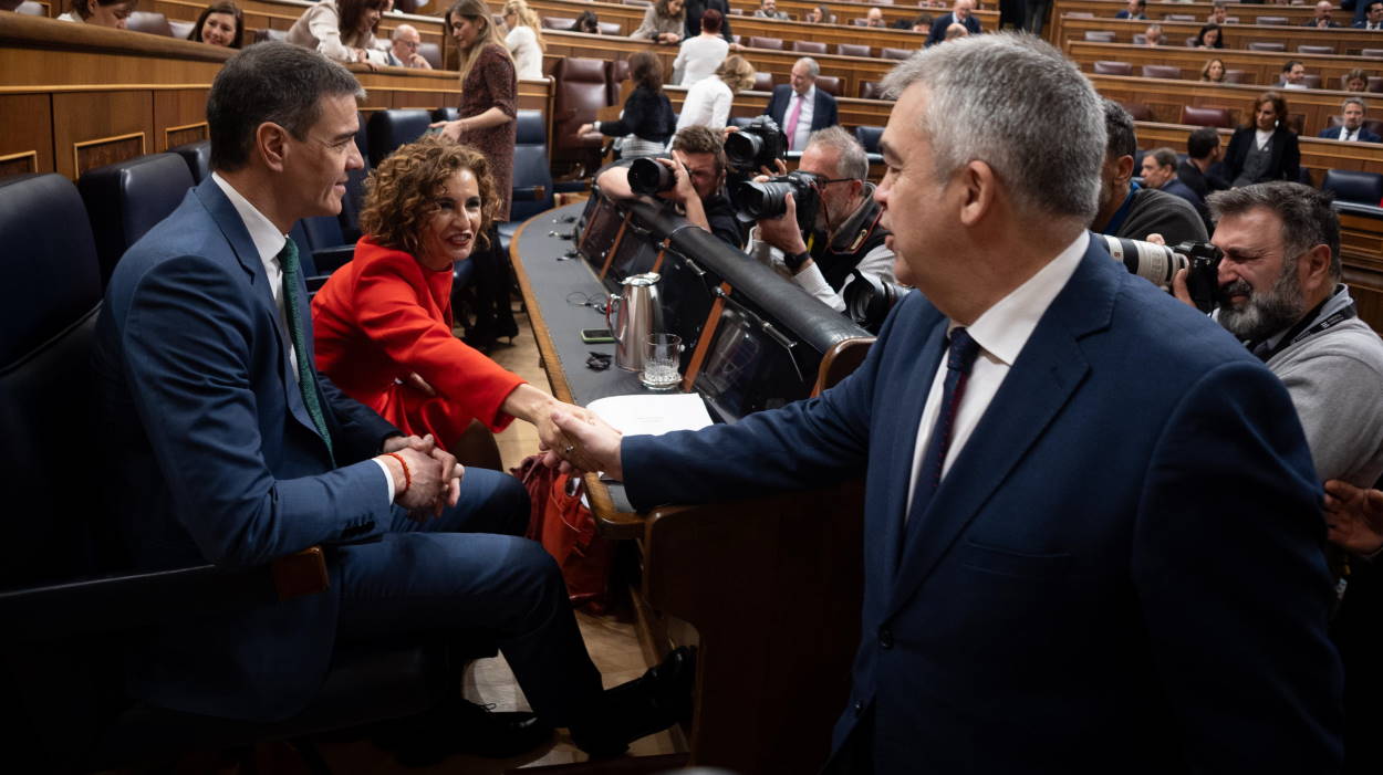 El PSOE defiende a Cerdán ante la “cacería al socialista” de la derecha. EP.