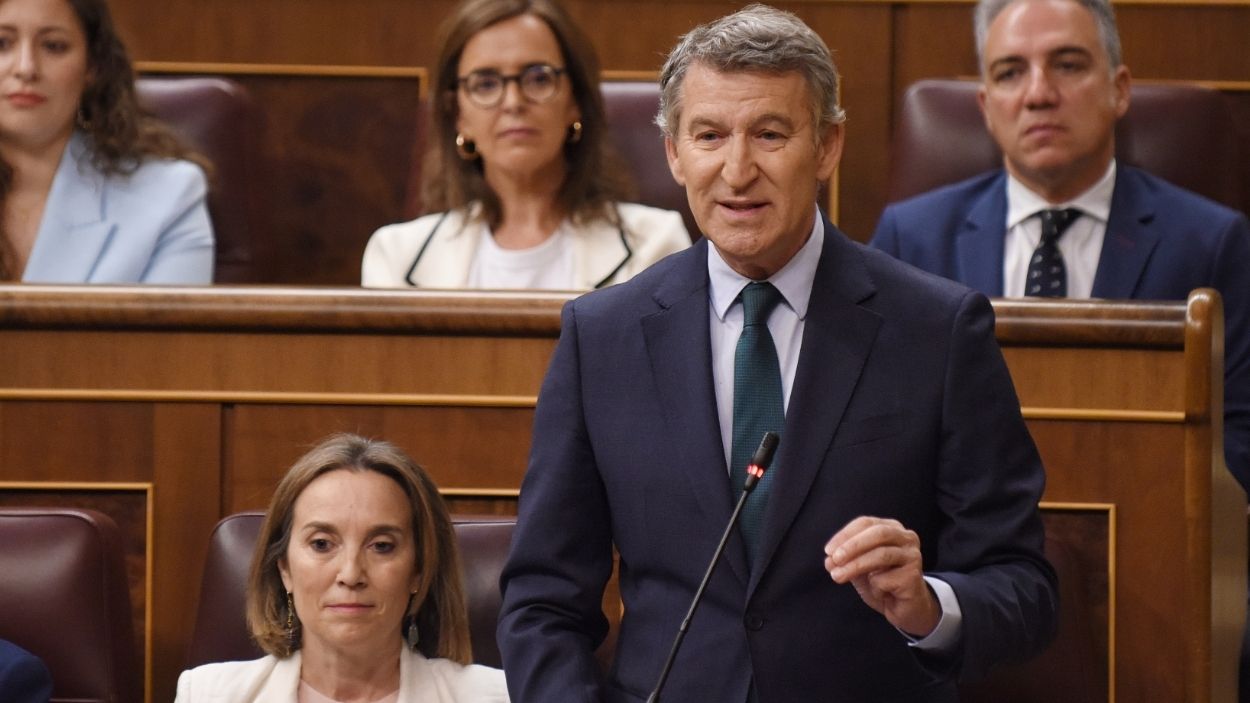 El  presidente del PP, Alberto Núñez Feijóo y la secretaria general del Partido Popular, Cuca Gamarra. EP.
