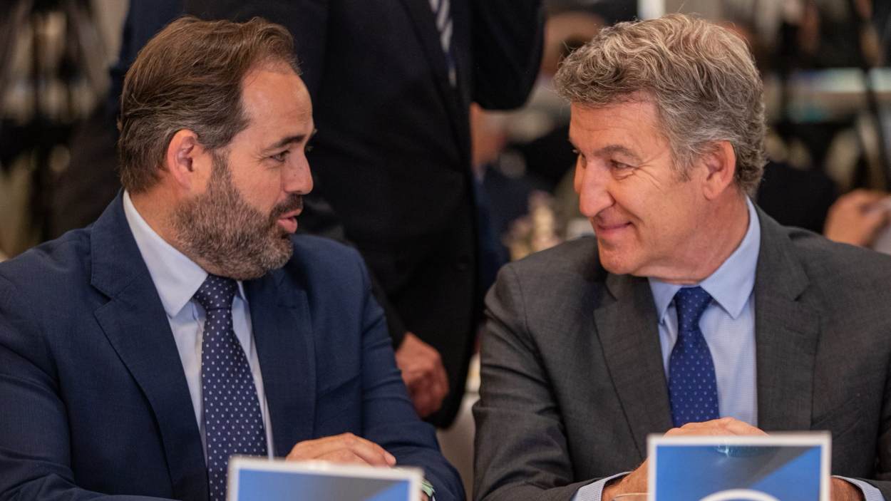 Paco Núñez y Alberto Núñez Feijóo este martes en Madrid. PP. 