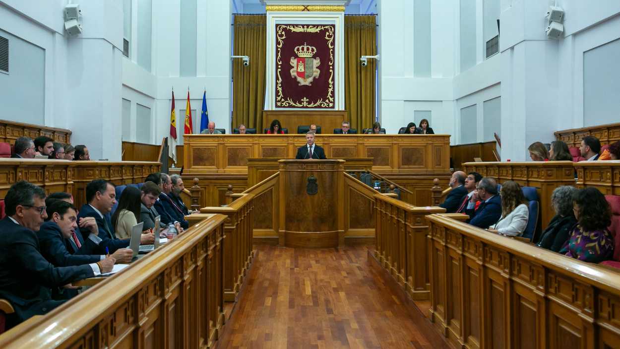 Las Cortes de Castilla La Mancha durante una intervención de Emiliano García Page. Cortes
