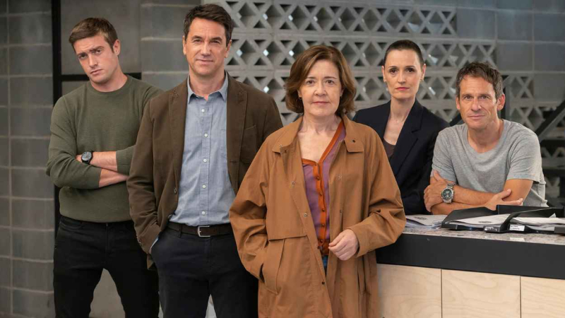 Reparto original de 'Los Misterios de Laura'. RTVE