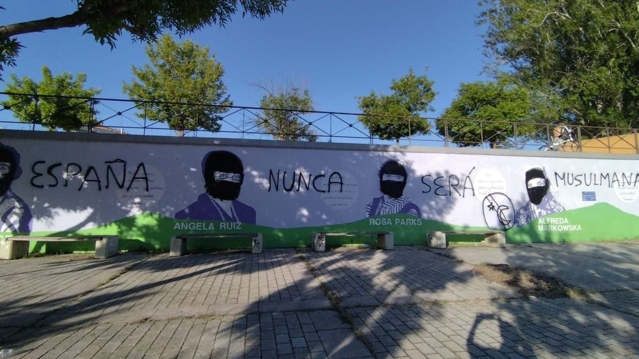 Vandalización del mural feminista 8M en León. EP. 