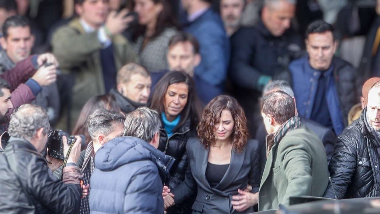 La presidenta de la Comunidad de Madrid, Isabel Díaz Ayuso, durante el escrache sufrido en la UCM. EP/Archivo.