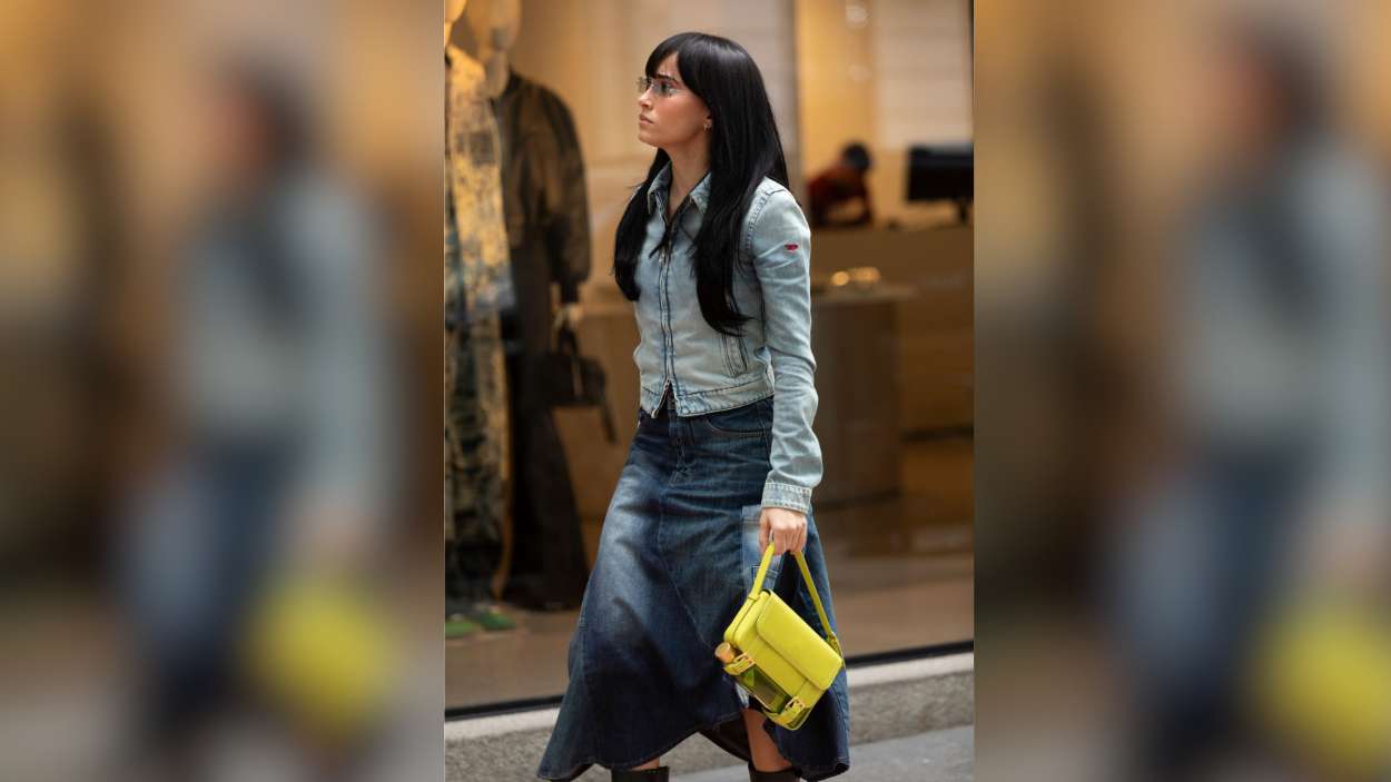 Aitana aparece en público con un bolso de Palomo Spain  este es el motivo