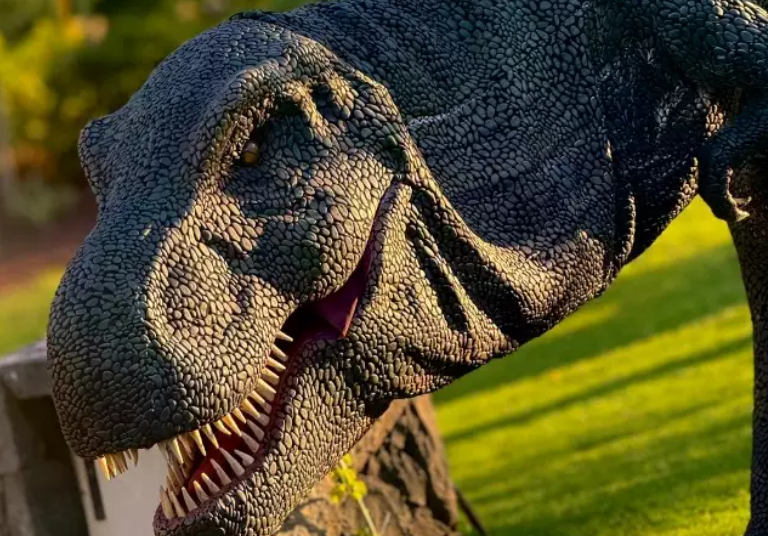 EXPOSICIÓN HIPERREALISTA 'JURASIC DAYS' - MERLIN PROPERTIES