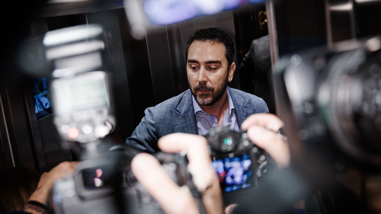 Aldama, investigado por corrupción, pide que gobierne Feijóo “por el bien de España”. EP.