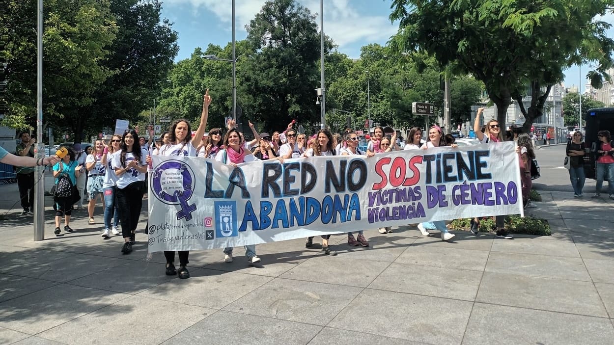 Manifestación de trabajadoras de la Red de Atención a Mujeres Víctimas de Violencia de Género en Madrid. EP. 