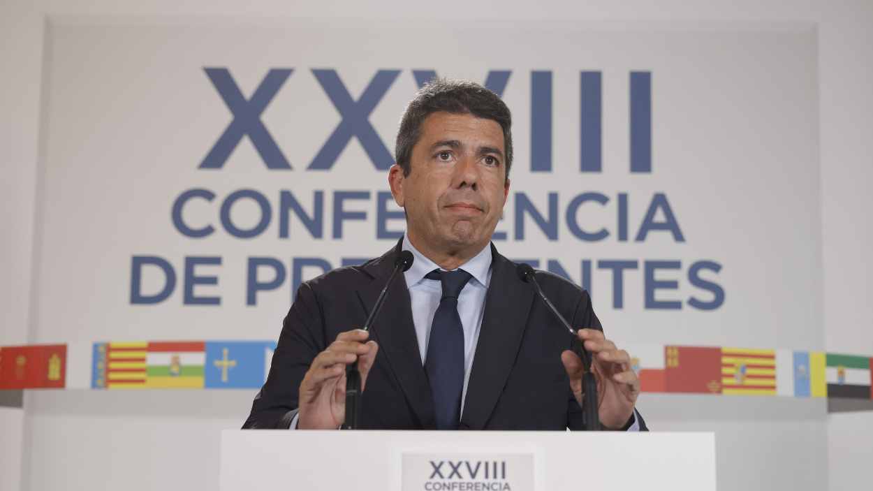 Mazón pide a Sánchez responsabilidades en su gestión de la DANA. EP