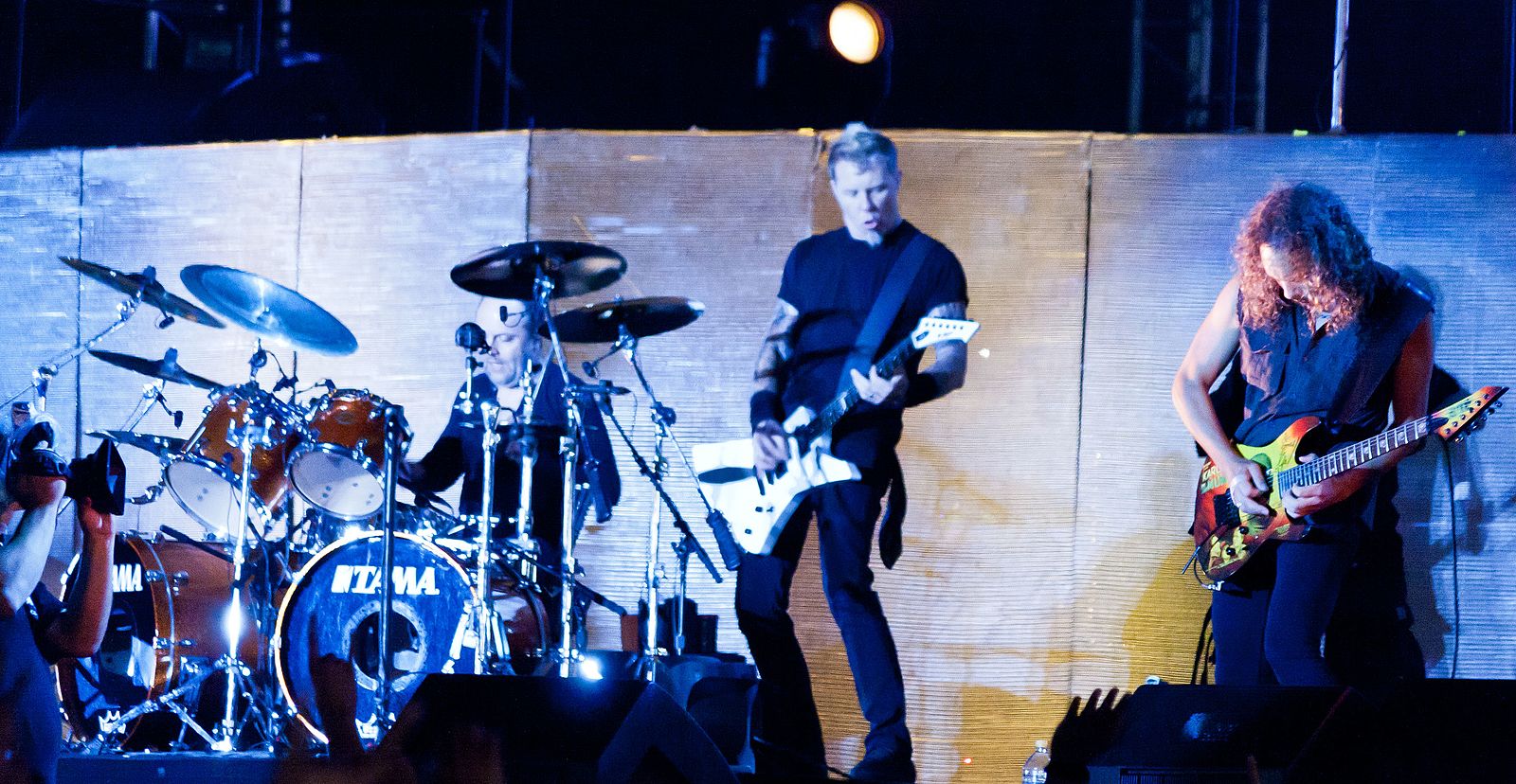 Metallica estrena nuevo single hacia la autodestrucción