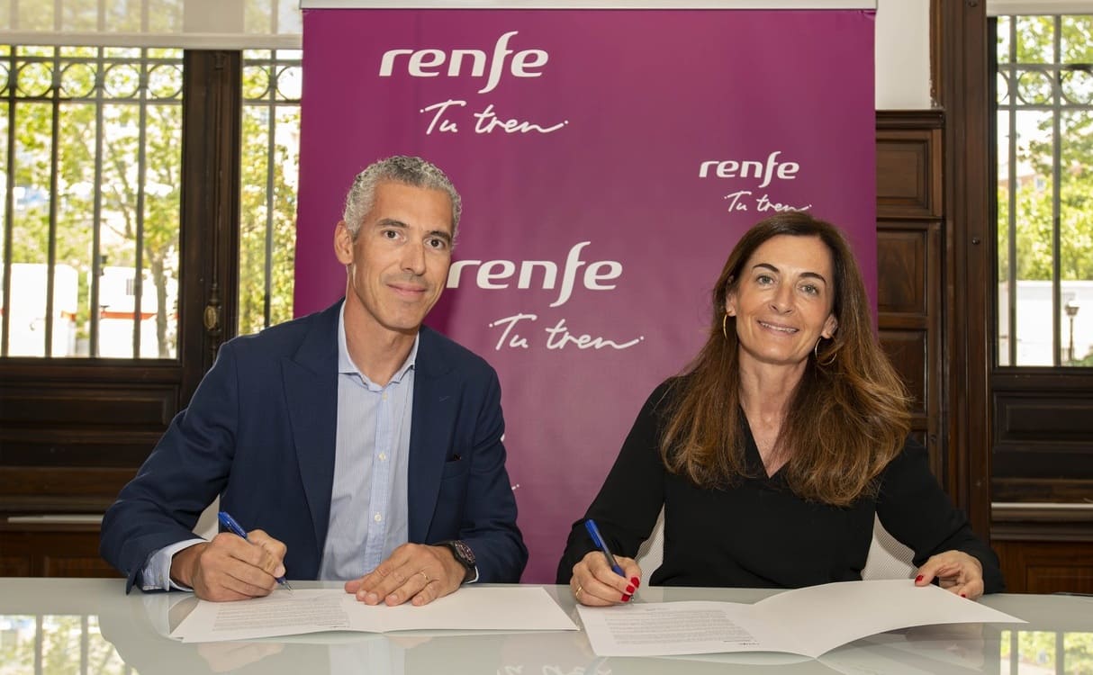 Renfe firma un 'PPA' solar con Sonnedix para cubrir parte del consumo eléctrico en el transporte de viajeros. EP