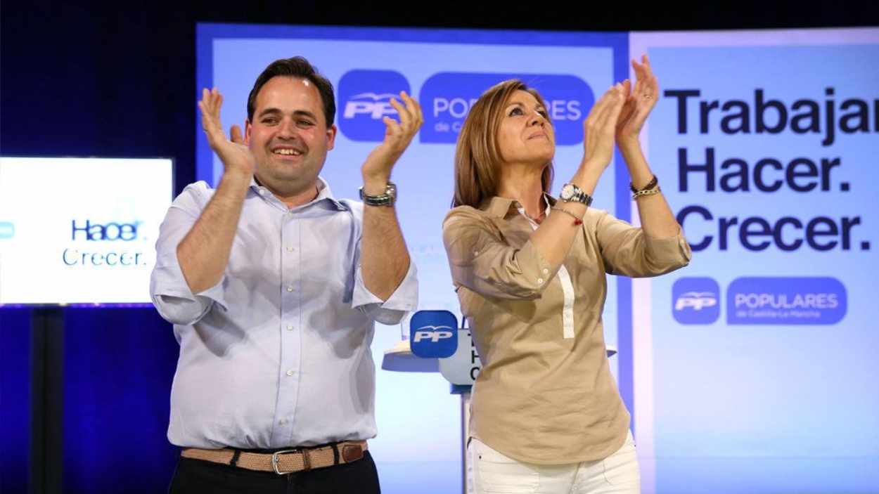 Imagen de María Dolores de Cospedal con el actual presidente del PP de Castilla La Mancha, Paco Núñez.