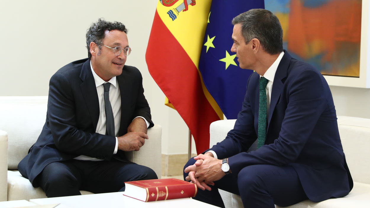 Gobierno y socios defienden al fiscal general de la “guerra jurídica” abierta para “tapar” la corrupción del novio de Ayuso. EP.