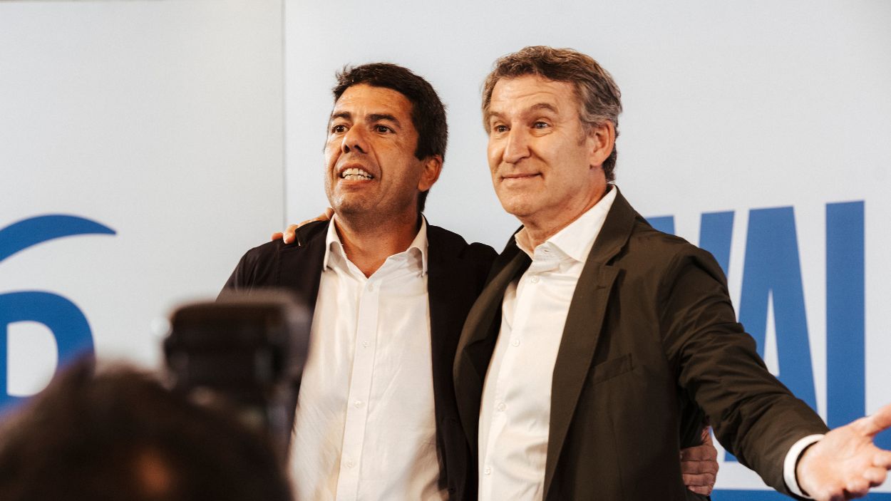 Carlos Mazón y Alberto Núñez Feijóo en un acto del Partido Popular en Alicante. EP.