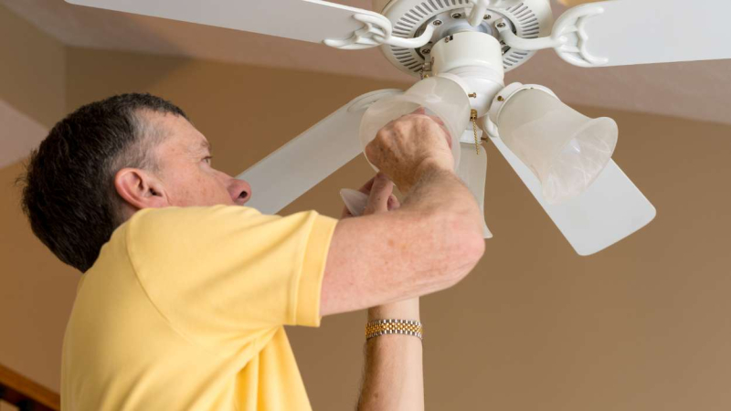 Para elegir el ventilador de techo correcto, deberás tener en cuenta el tamaño de la habitación Para elegir el ventilador de techo correcto, deberás tener en cuenta el tamaño de la habitación