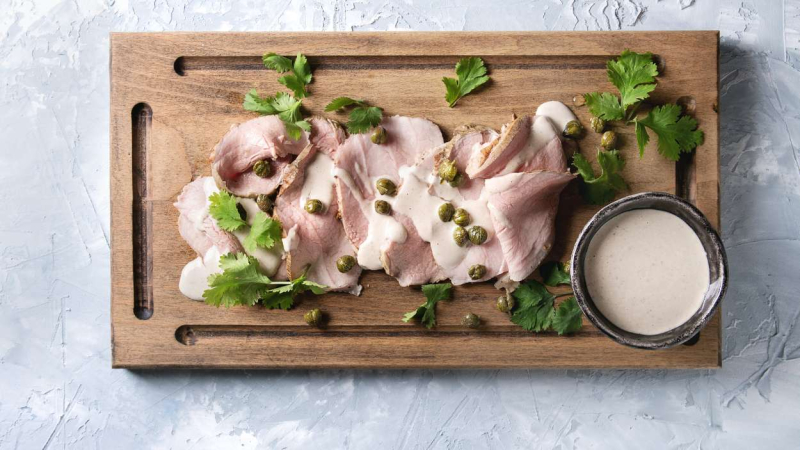 Vitello Tonnato, una receta típica de Emilia-Romaña | Canva Vitello Tonnato, una receta típica de Emilia-Romaña | Canva