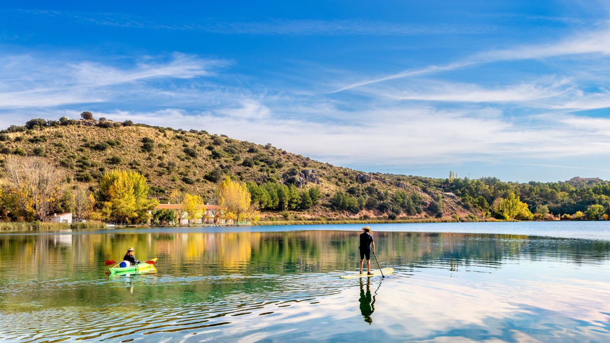Lagunas de Ruidera (CR y AB) Un clásico para nadar y bucear en aguas cristalinas. Lagunas de Ruidera (CR y AB) Un clásico para nadar y bucear en aguas cristalinas.