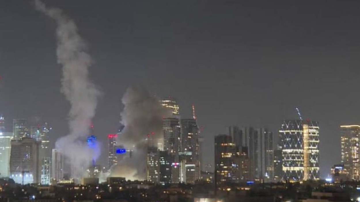 Bombardeos iraníes sobre Tel Aviv. X