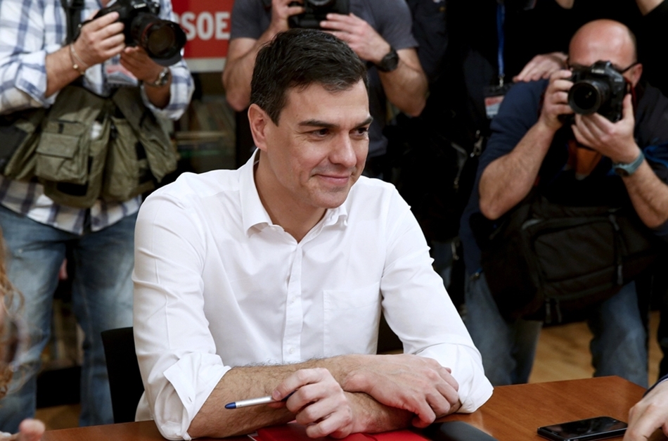 Durísimas palabras dedica el ABC al PSOE y a su secretario general, Pedro Sánchez. 