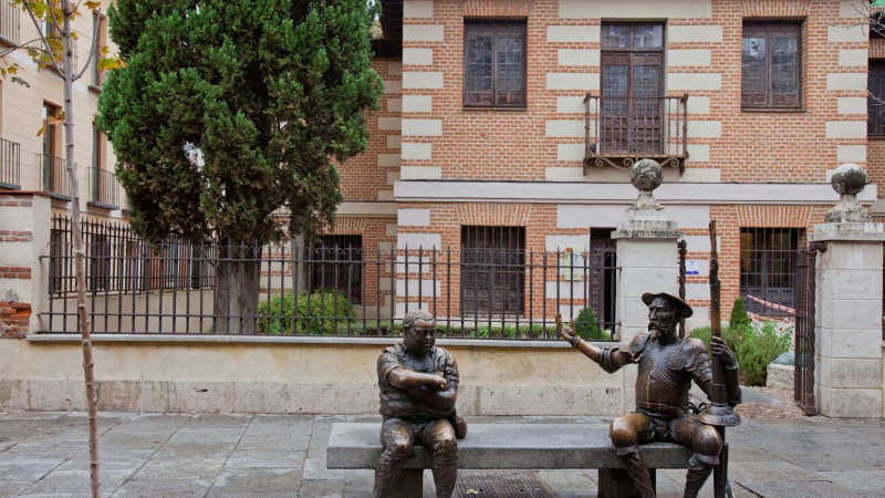 Fachada del Muso Casa Natal de Cervantes Fachada del Muso Casa Natal de Cervantes