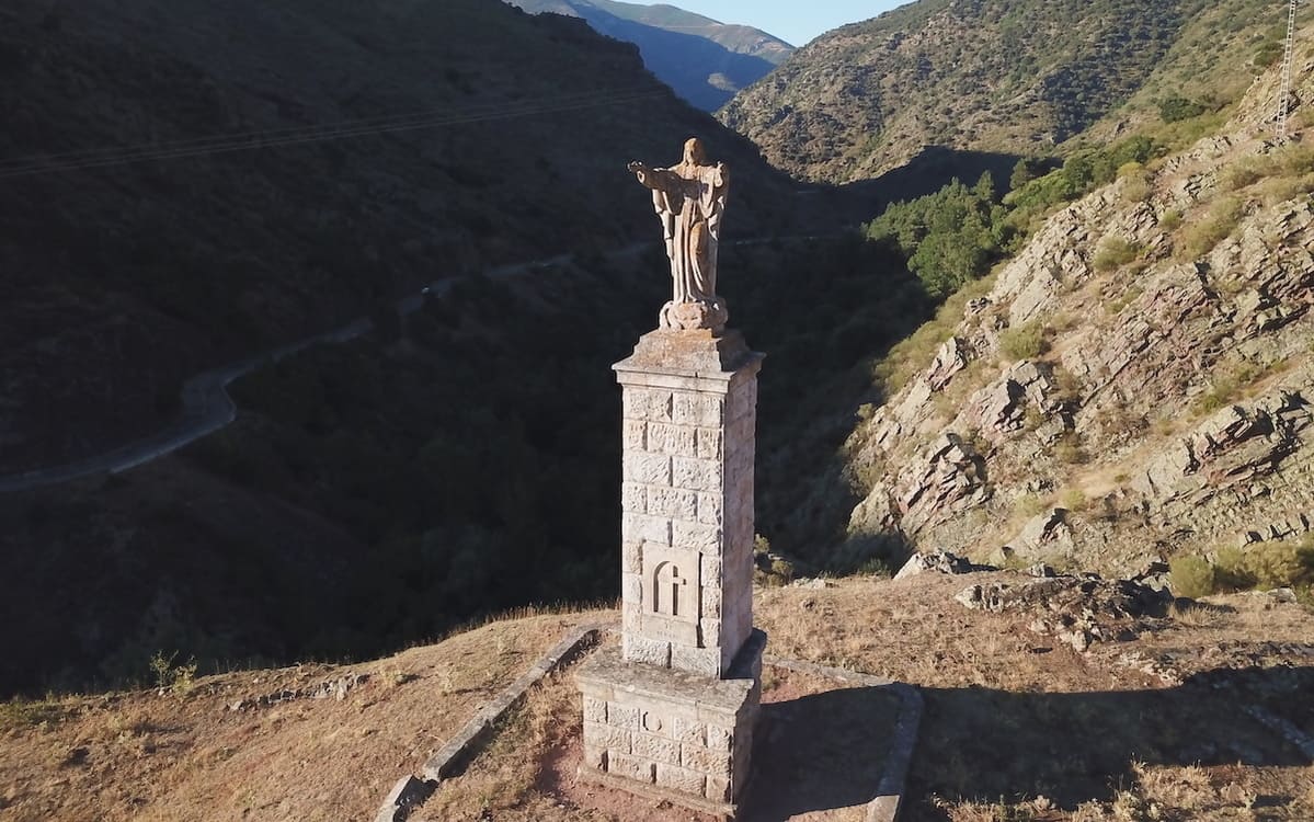 El Corazón de Jesús en Viniegra de Abajo. Foto: Ayuntamiento de Viniegra de Abajo El Corazón de Jesús en Viniegra de Abajo. Foto: Ayuntamiento de Viniegra de Abajo