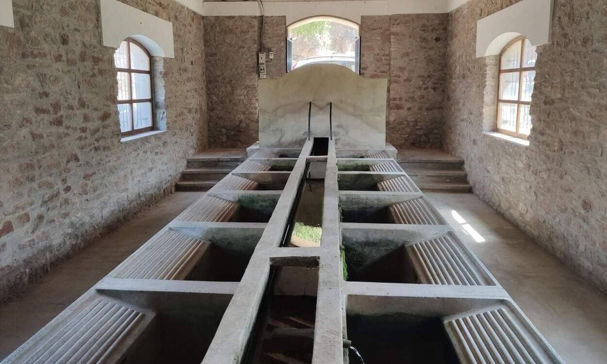 Lavadero Público en Viniegra de Abajo. Foto: Ayuntamiento de Viniegra de Abajo Lavadero Público en Viniegra de Abajo. Foto: Ayuntamiento de Viniegra de Abajo