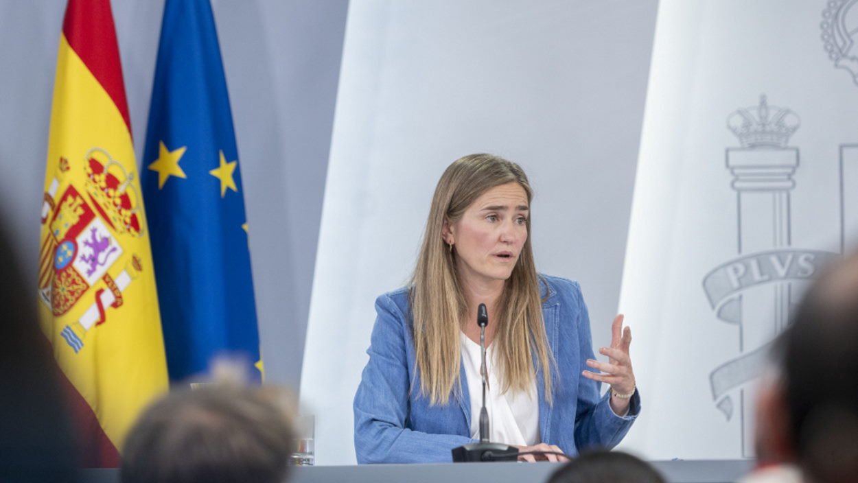 La vicepresidenta tercera y ministra para la Transición Ecológica y el Reto Demográfico, Teresa Ribera, durante una rueda de prensa tras el Consejo de Ministros. EP