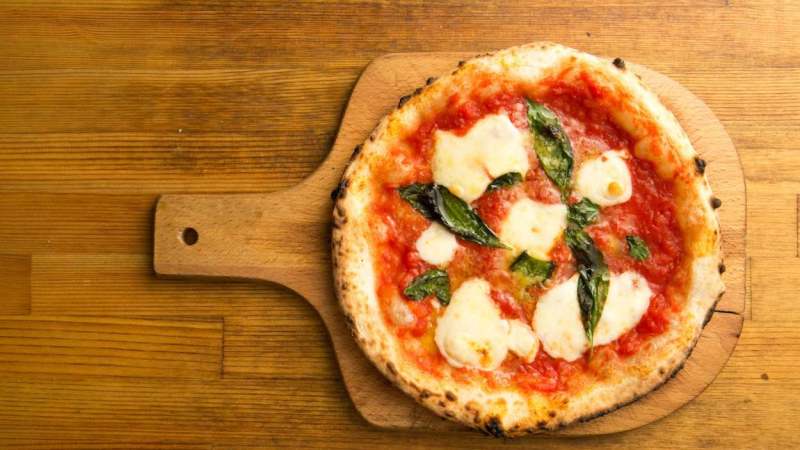 Es muy facil preparar pizza con el horno de Lidl para pizzas Es muy facil preparar pizza con el horno de Lidl para pizzas