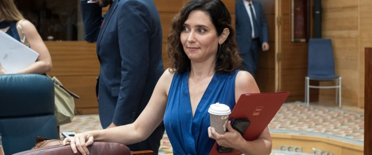 Ayuso recupera una medida de 2019 en su "cruzada ultra" contra el aborto: “Que se preocupe de los niños vivos y no de adelantar a Vox”