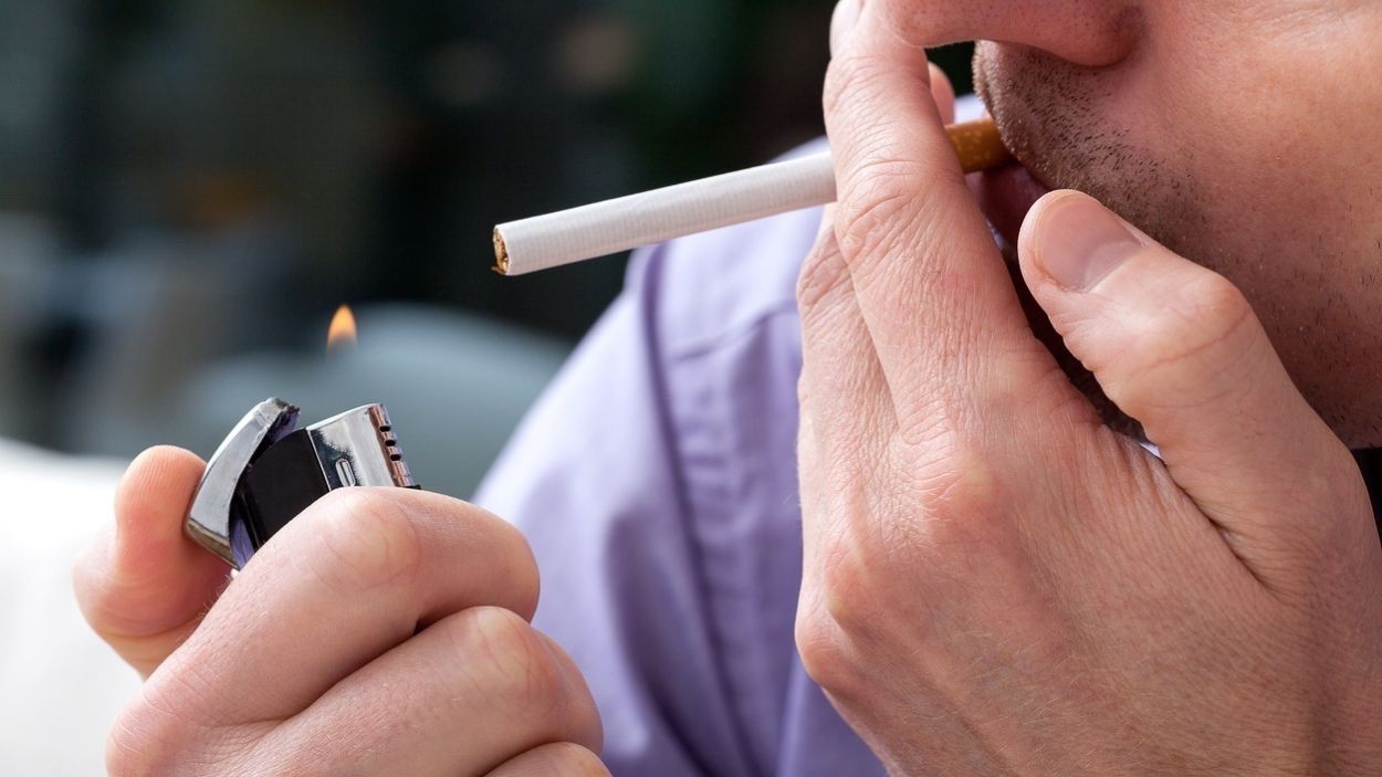 De materializarse esta propuesta, que requiere el apoyo unánime de los 27 Estados que conforman la UE, los precios del tabaco registrarían fuertes subidas