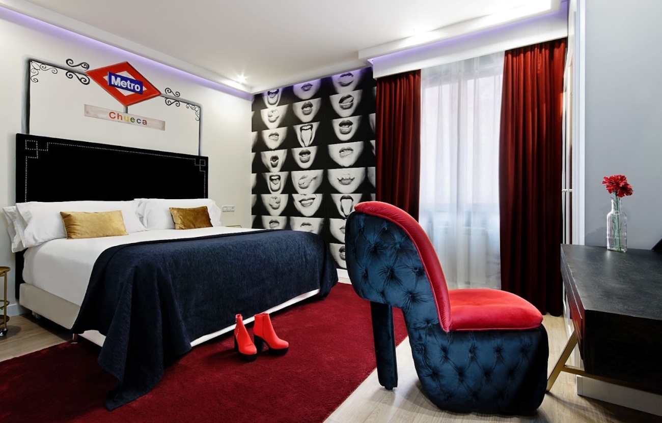 La de Chueca es una habitación de hotel de Madrid que rinde homenaje a ese barrio. (Foto: Grupotel Mayorazgo)